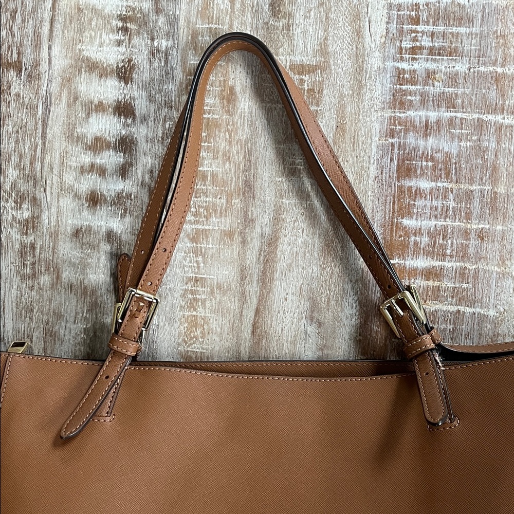 Tory Burch York Buckle Tote - Picture 12 of 15